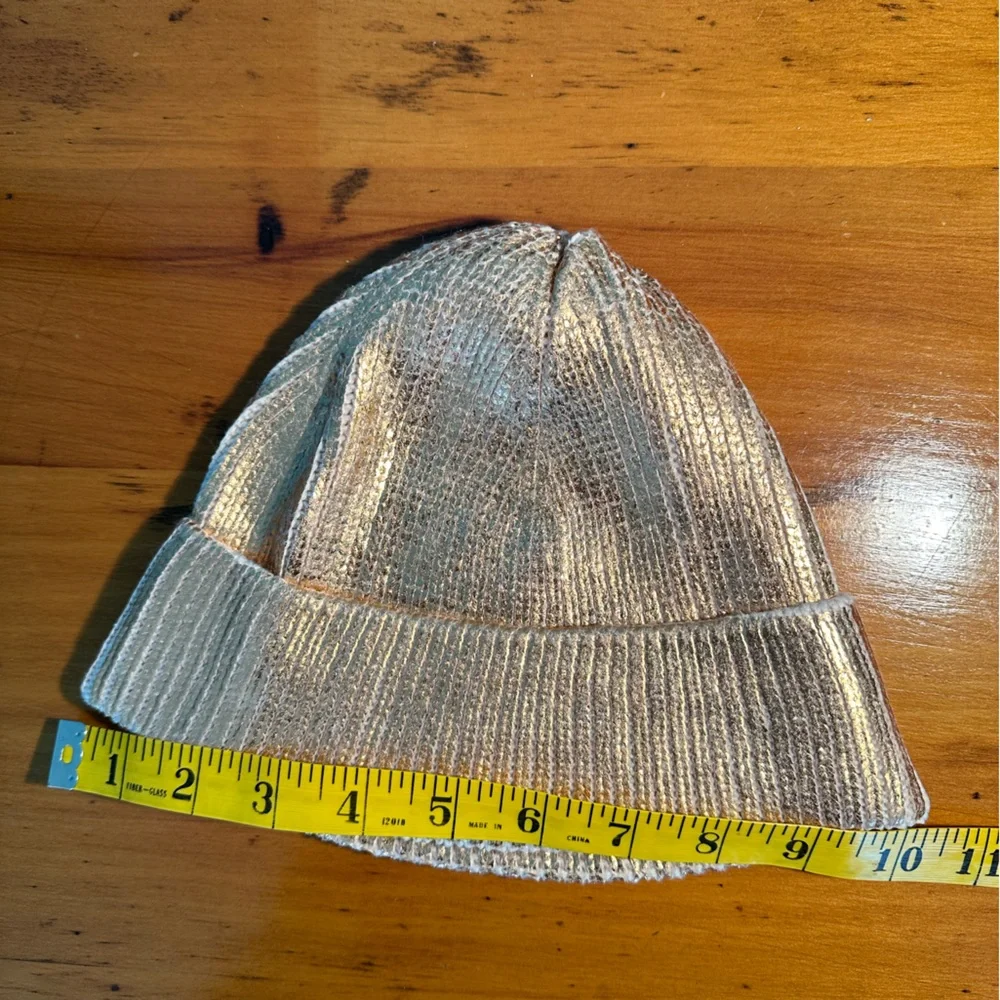 Y2K Athleisure Streetwear Gold Metallic Disco Knit Beanie With Cuff ~ Kids’ XS/S